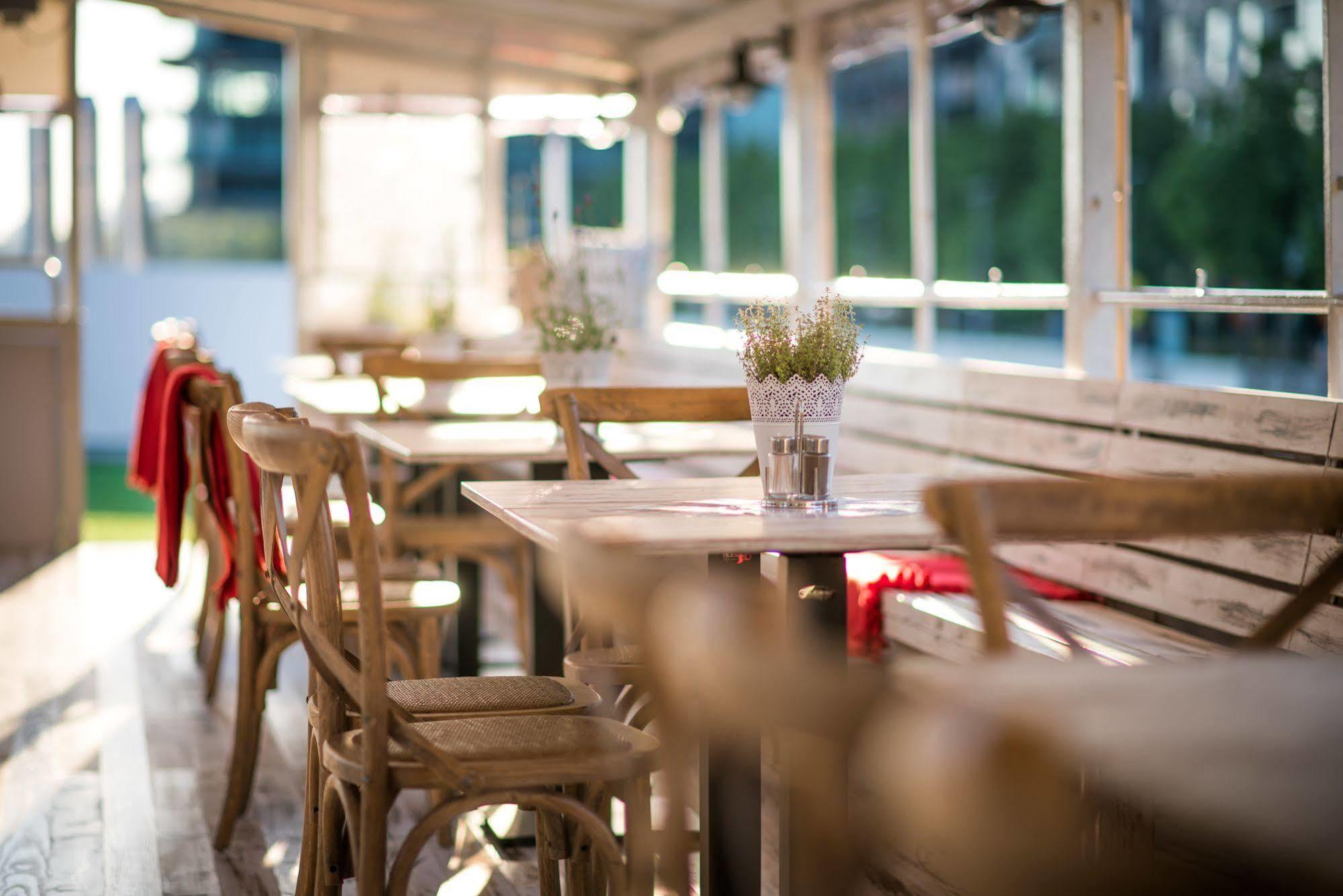 Botel Pressburg 외부 사진